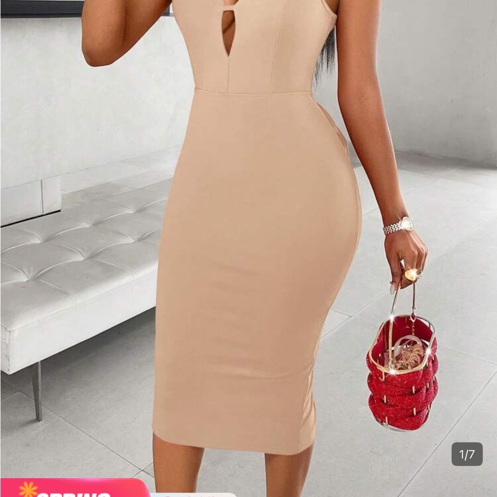 Sleeveless Keyhole Bodycon Dress in Beige